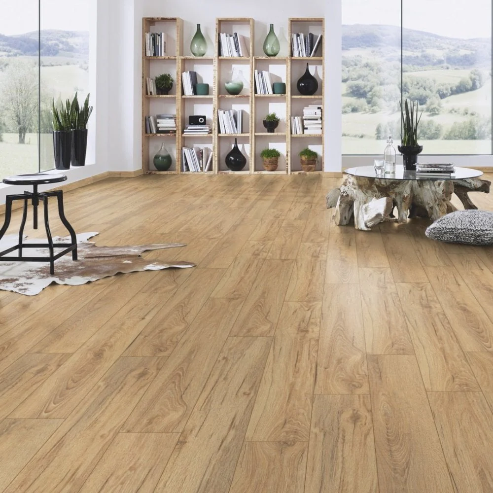 Armoury Oak - Supernatural Classic 8mm Embossed Laminate Flooring - Image 3