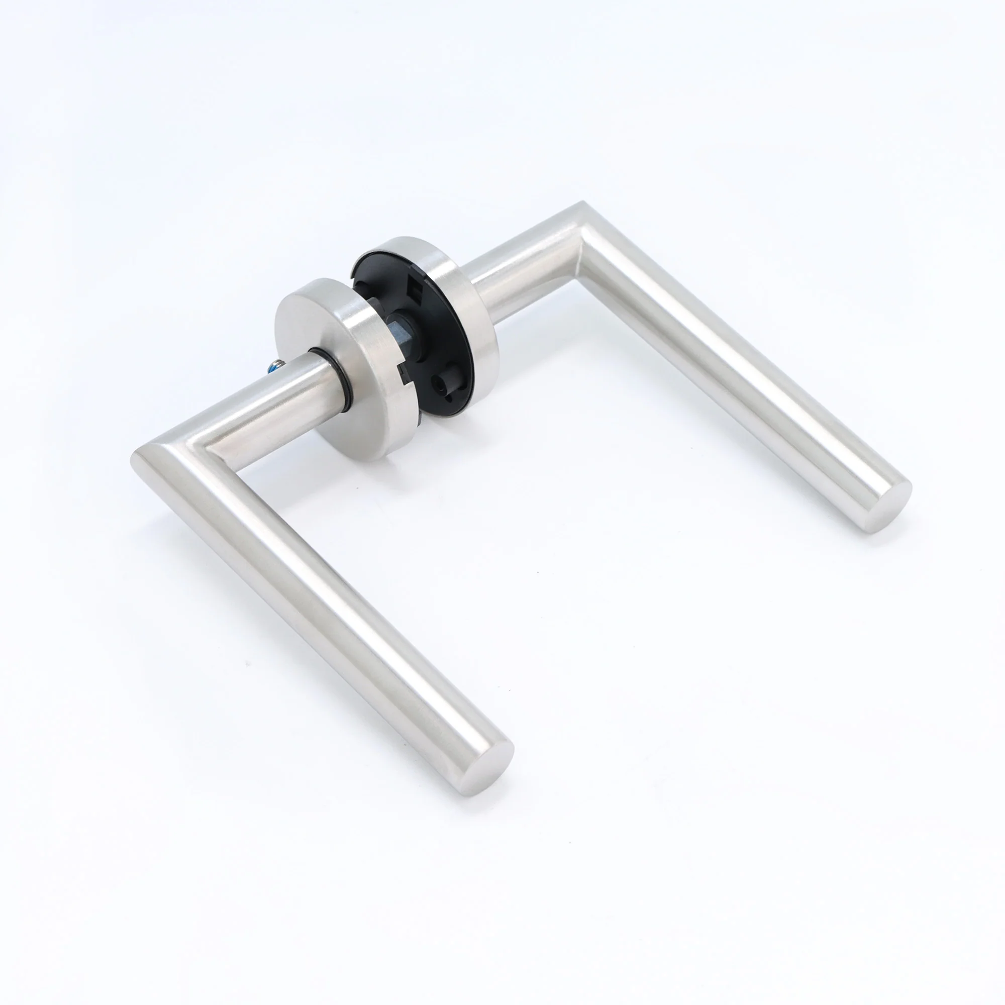 Lifestyle Alpha Lever on Round Rose Handle Set - Satin Nickel