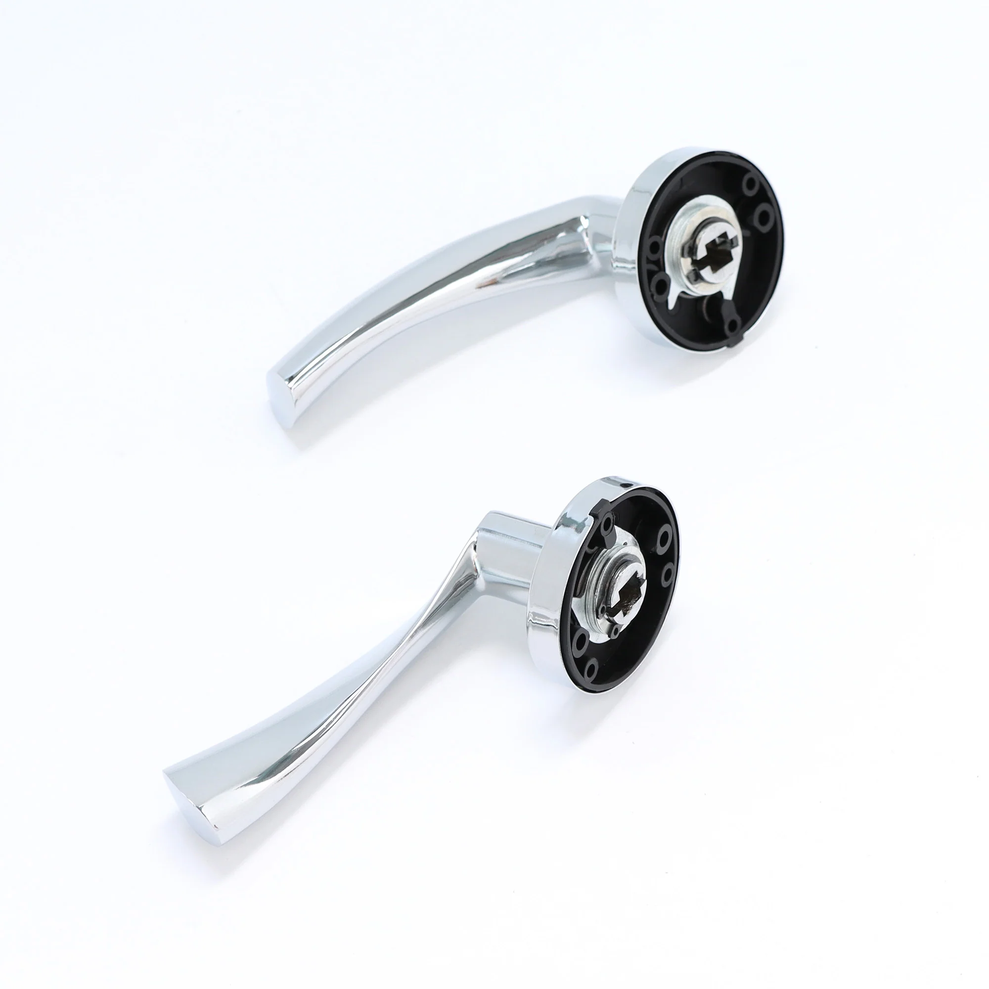 Lifestyle Mizar Lever on Round Rose Handle Set - Polished Chrome - Image 4