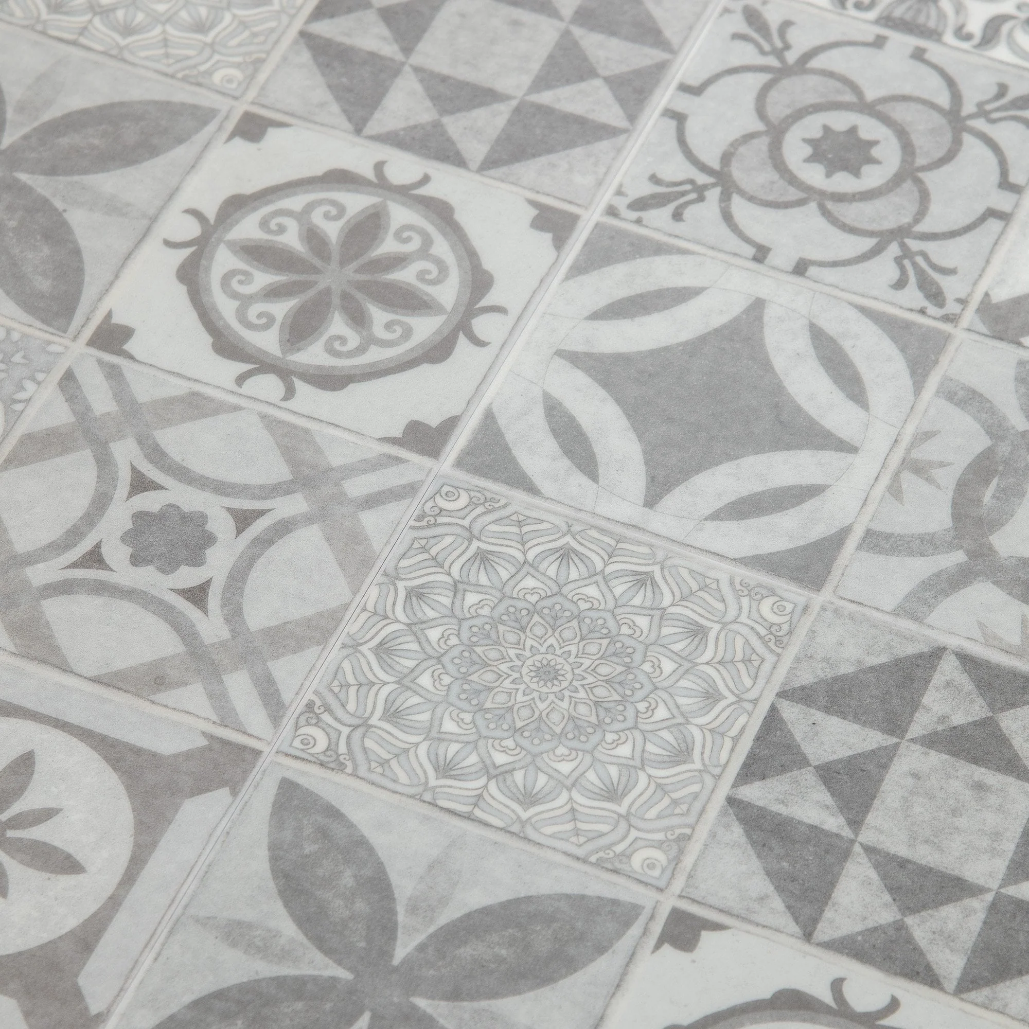 Aurora - Prime Plus 5mm Embossed Purecoat Rigid Core Vinyl Flooring - Image 2