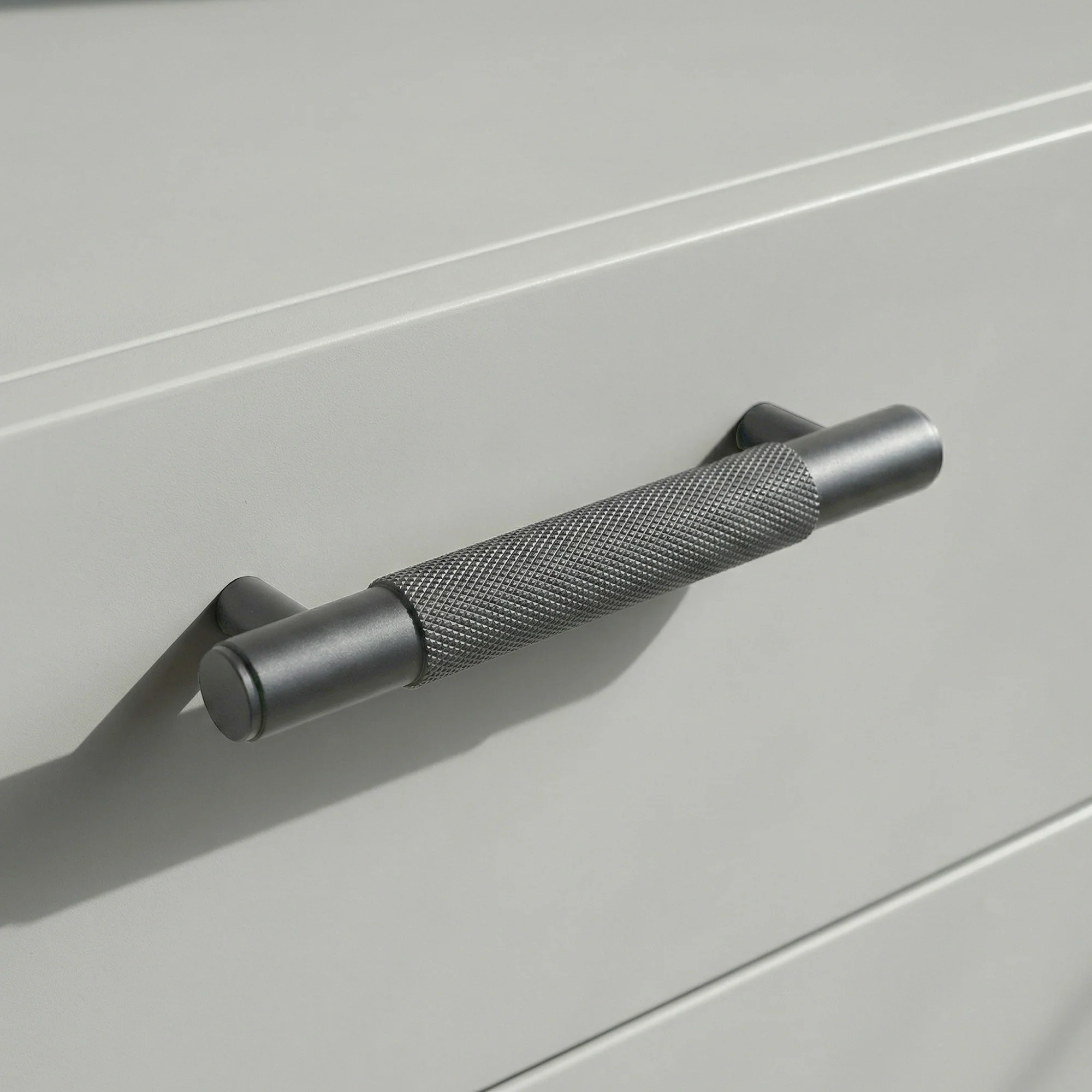 Knurled Small Round T-Bar Pull Handle - Gun Metal - Image 2