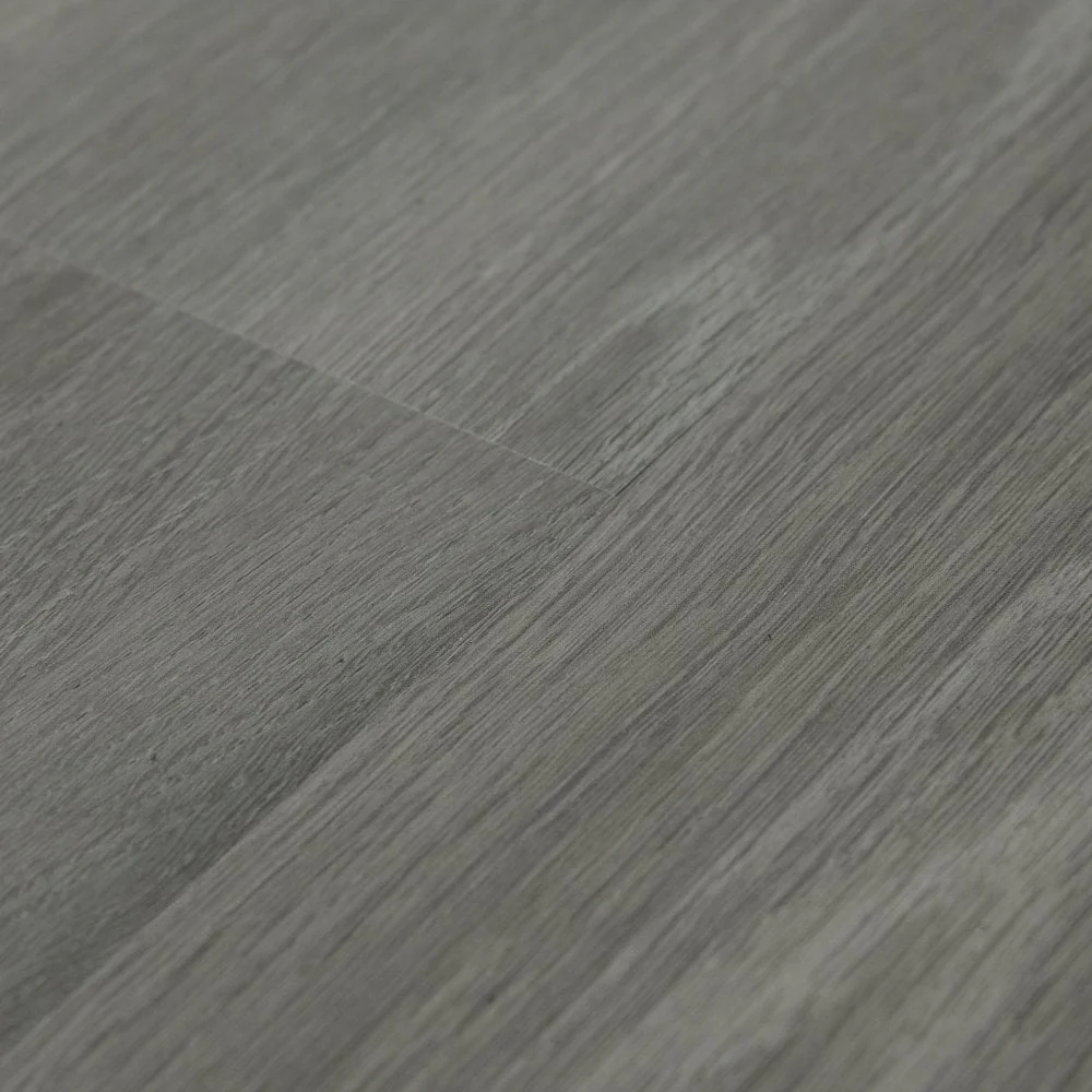 Silver Grey Oak - Glamour 12mm High Gloss Laminate Flooring - Image 4