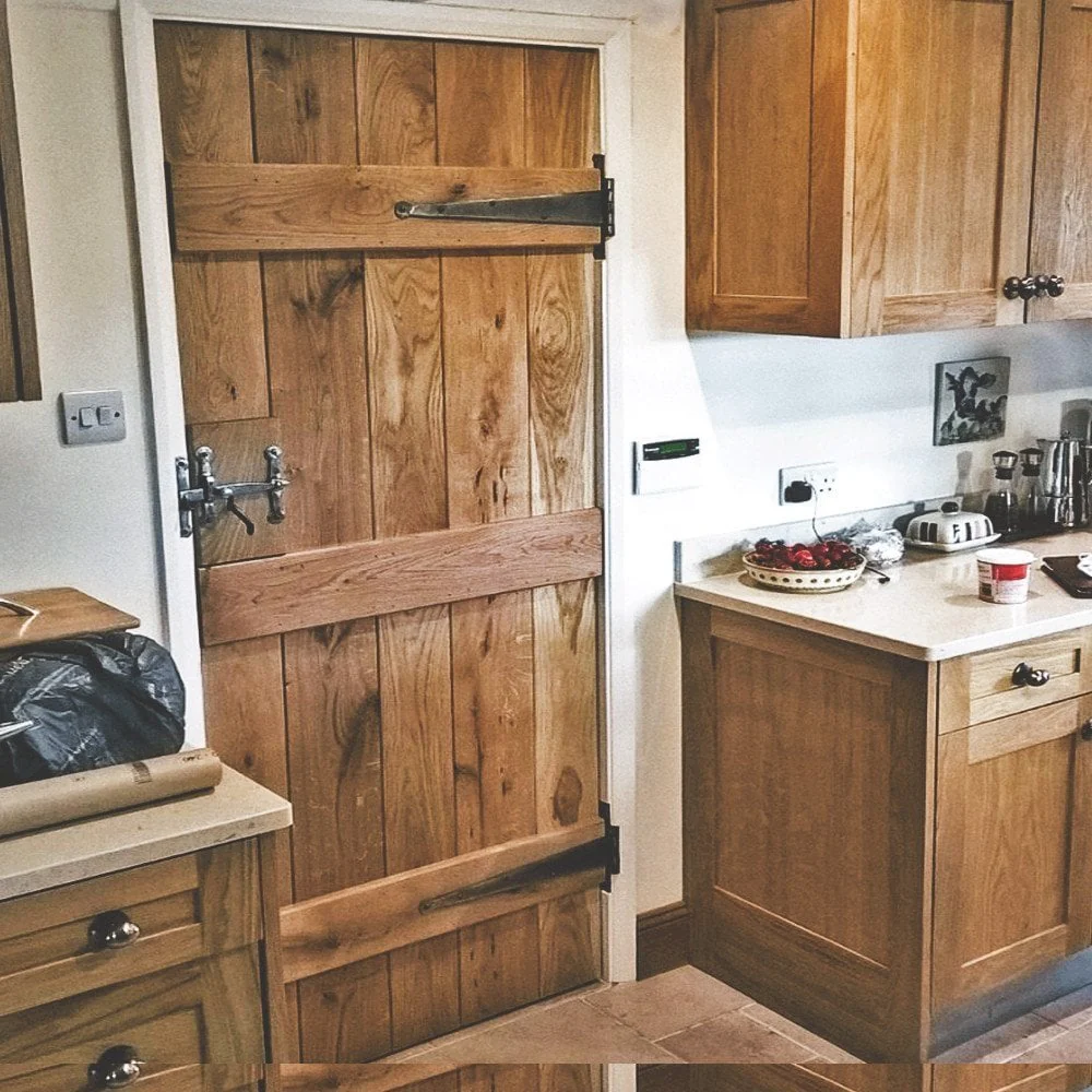 Solid Oak Internal Unfinished Rustic Grange Solid Made-to-Measure Ledged Door - Image 4