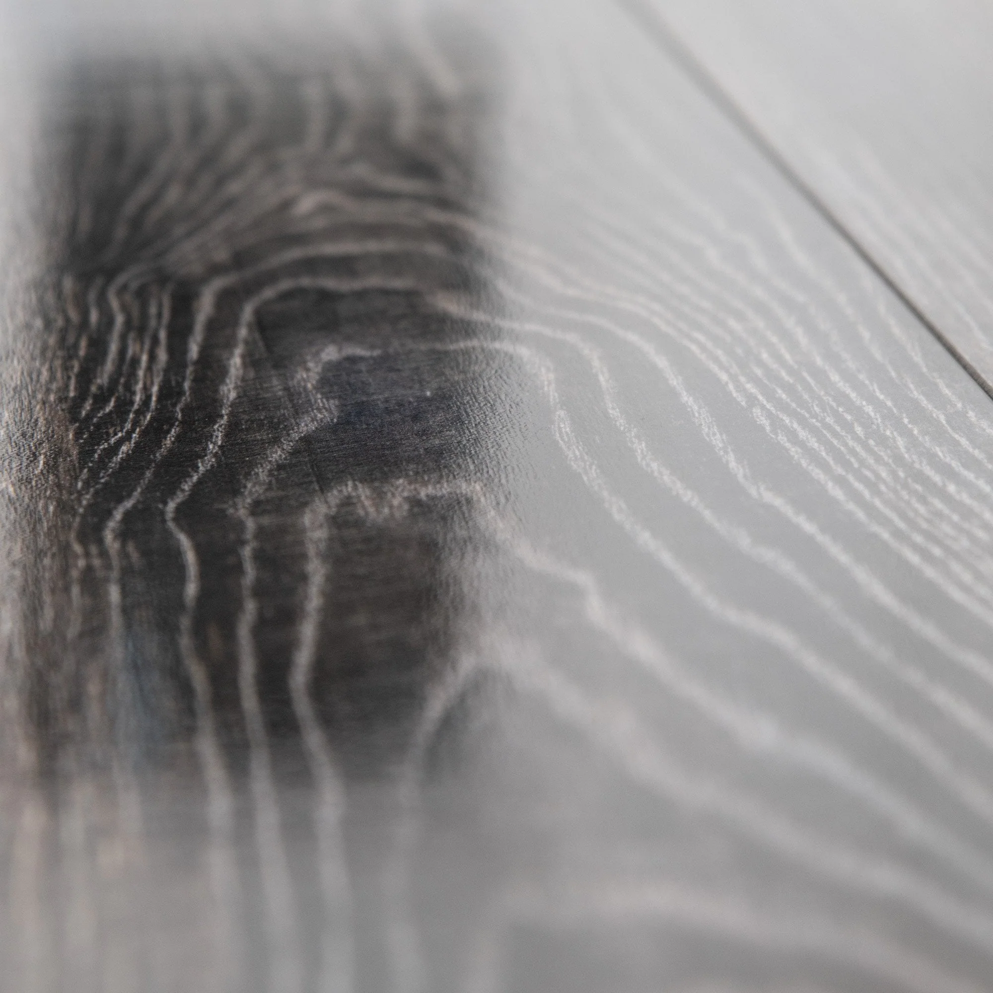 Ravine Oak - Lustre 8mm High Gloss Laminate Flooring - Image 3