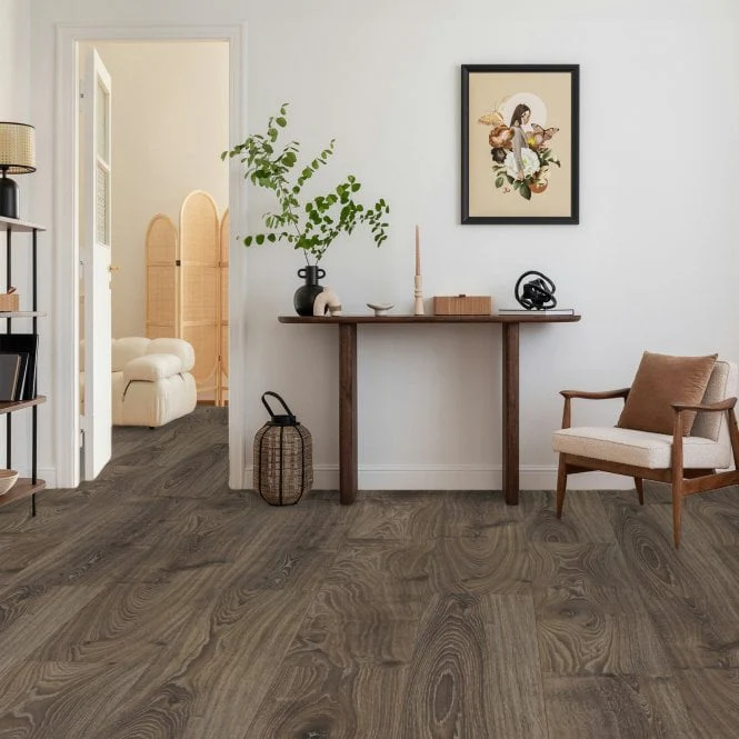 Timeless Oak - Robusto Villa 12mm Laminate Flooring