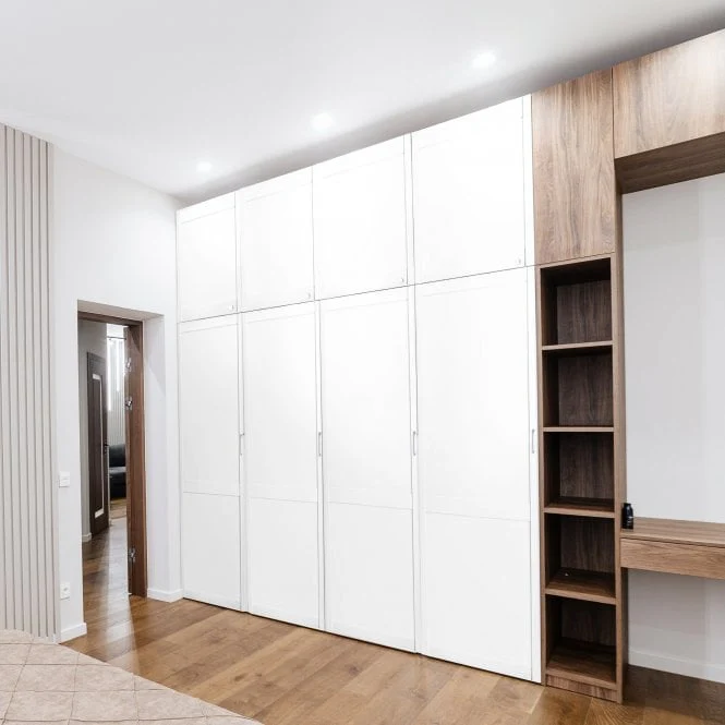 White Internal Painted Full-Shaker Wardrobe Cupboard Door